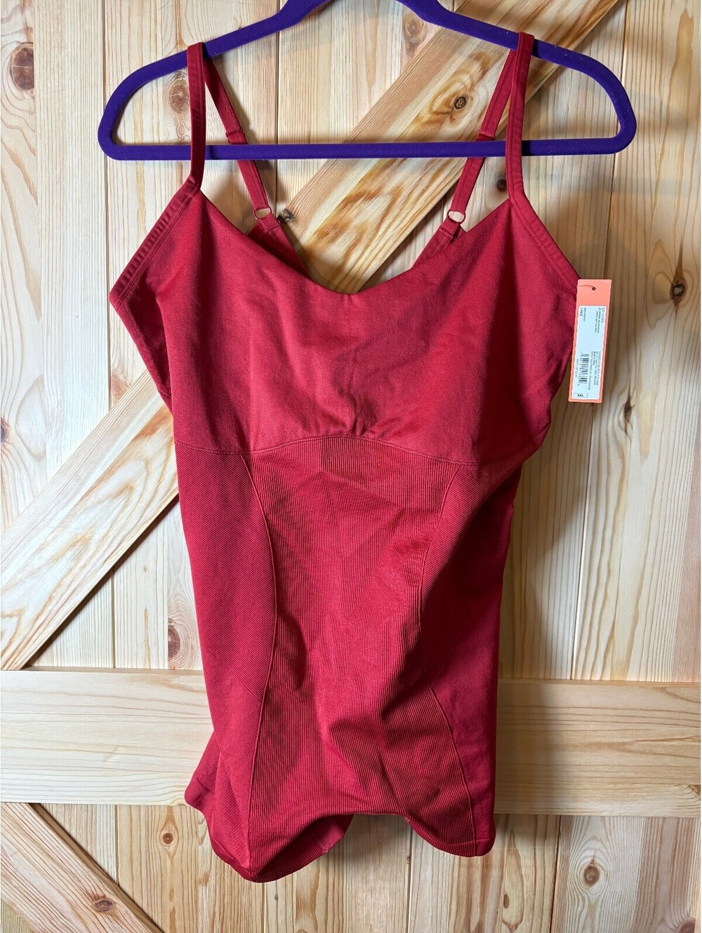 Colsie XXL Red Seamless Adjustable Strap Tank Top workout suit (shorts)